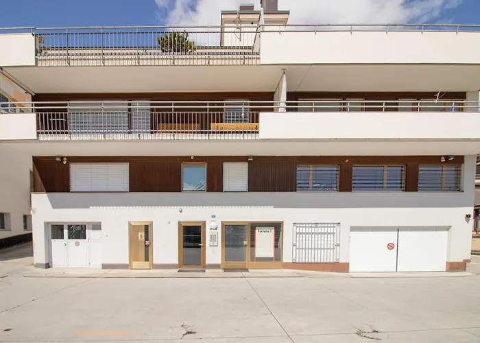 Fortuna 14 By Vacations, Exklusive App Im Zentrum Mit Bergblick Apartment